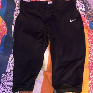 Women’s black nike softball pants